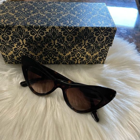 Dolce & Gabbana Sunglasses - Picture 12 of 13